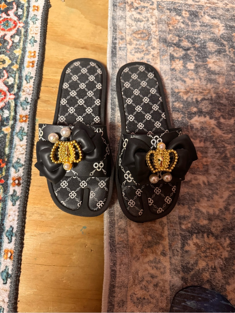 Beaded Crown Bow Slide Sandals in Black